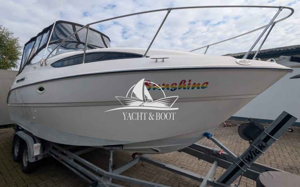 Motorboot Bayliner 245