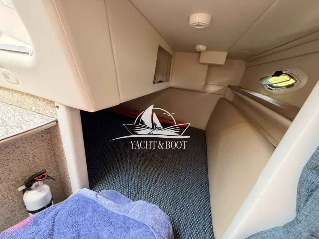 Motorboot Bayliner 265