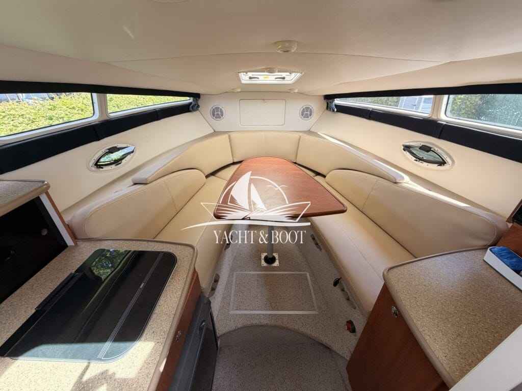 Motorboot Bayliner 265