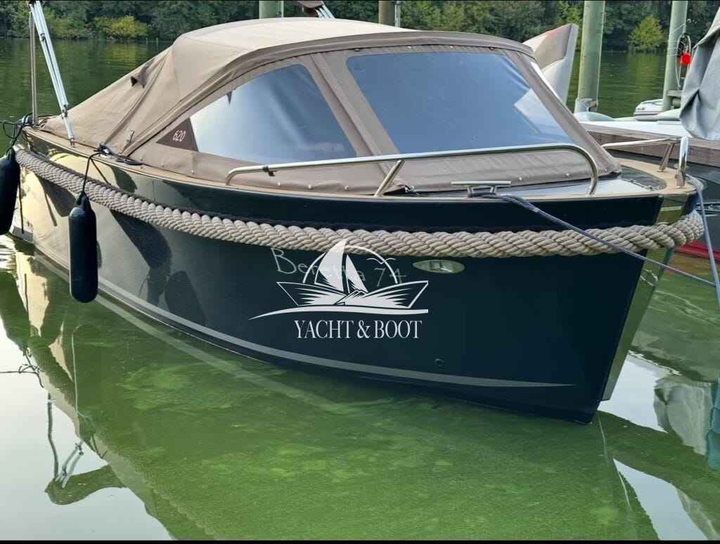 Motorboot Riva 620 Retro