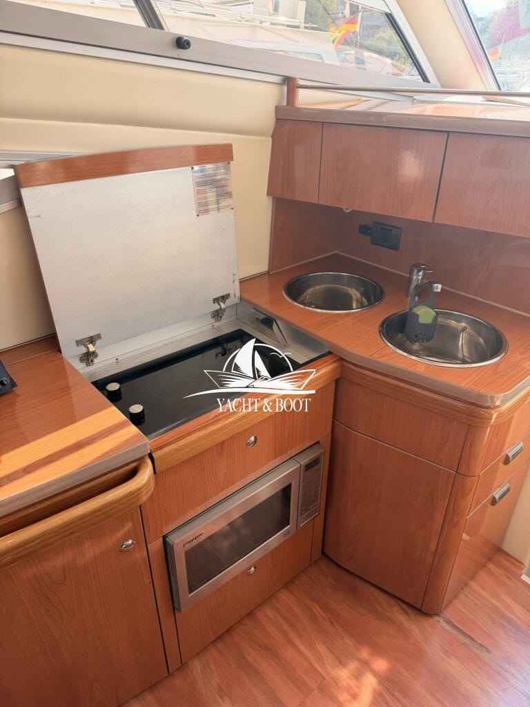 Motorboot Sealine F 34