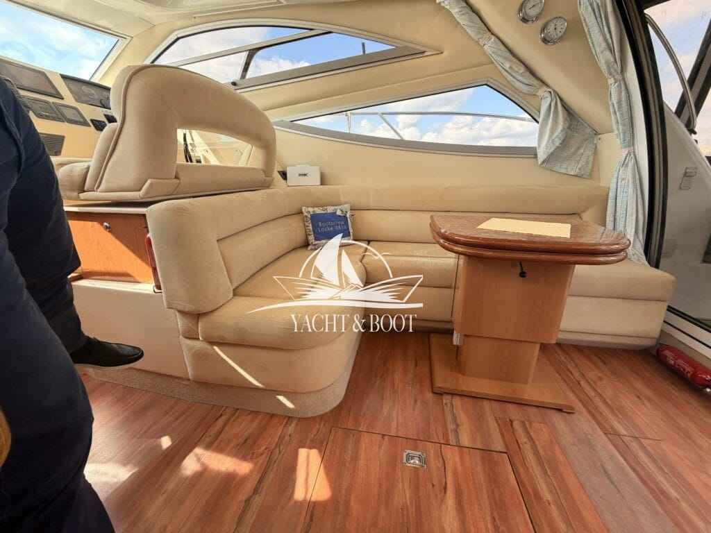 Motorboot Sealine F 34
