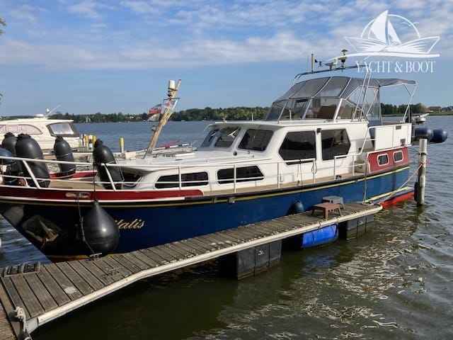 Motorboot Van der Valk 12.0