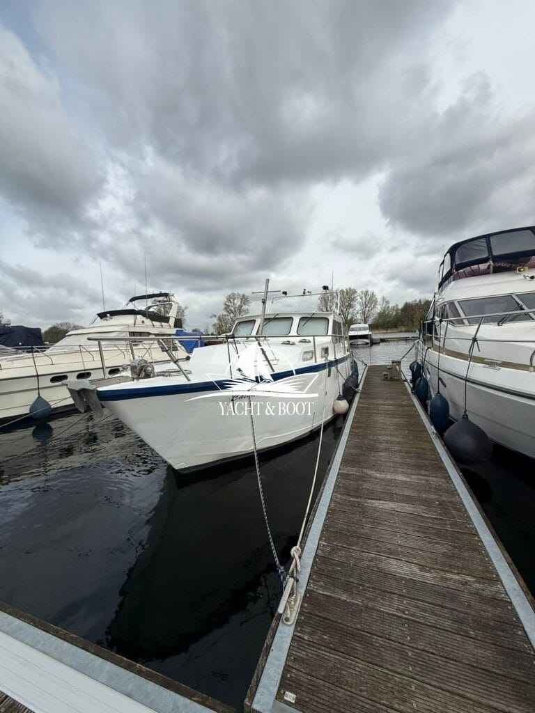 Motorboot holländischer Werftbau Catharina 1350