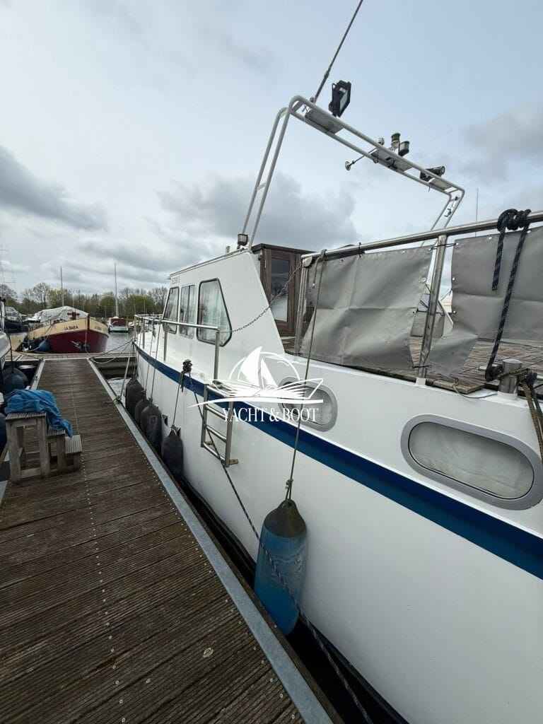 Motorboot holländischer Werftbau Catharina 1350