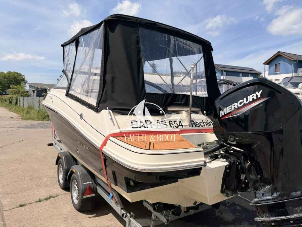 Motorboot Bayliner VR 5