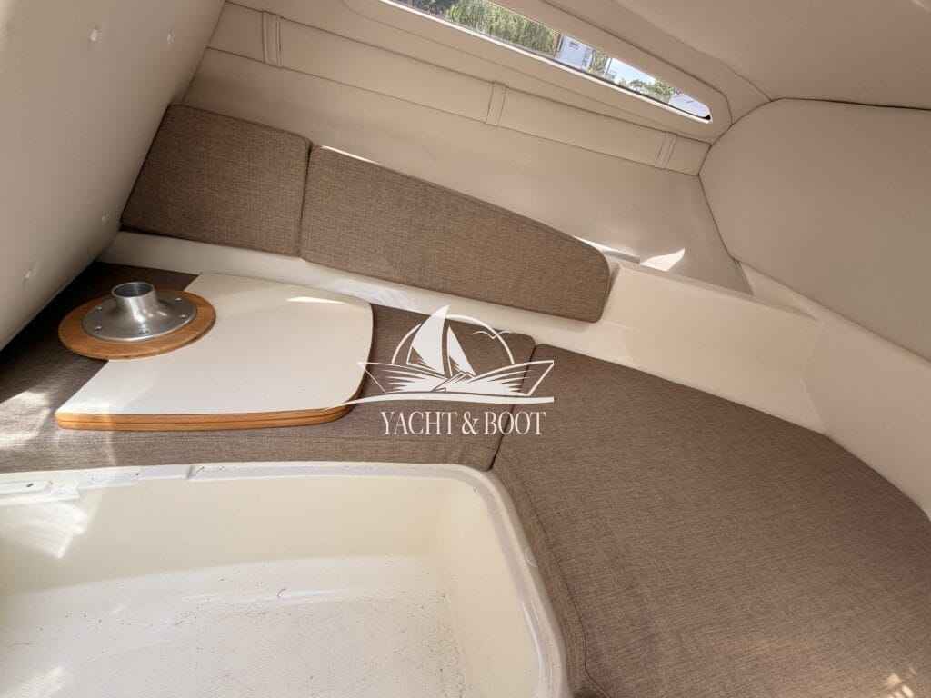 Motorboot Bayliner VR 5