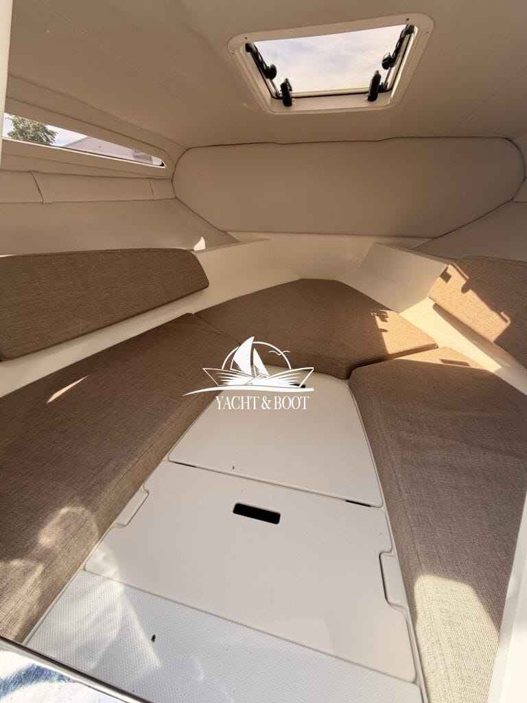 Motorboot Bayliner VR 5