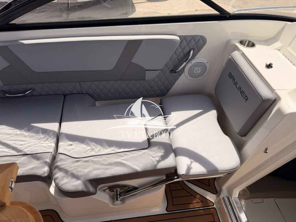 Motorboot Bayliner VR 5