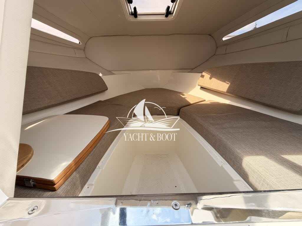 Motorboot Bayliner VR 5