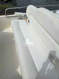 Motorboot Sealine F330