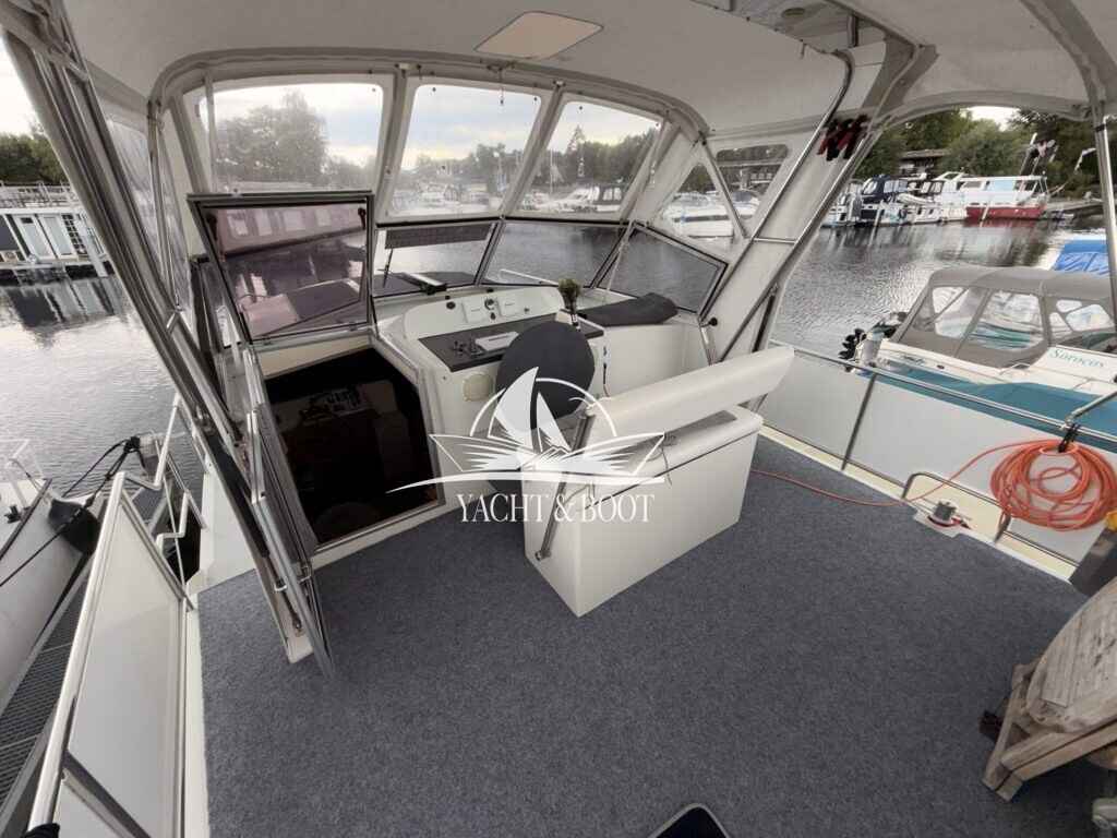 Motorboot Veha Sedan Cruiser 35