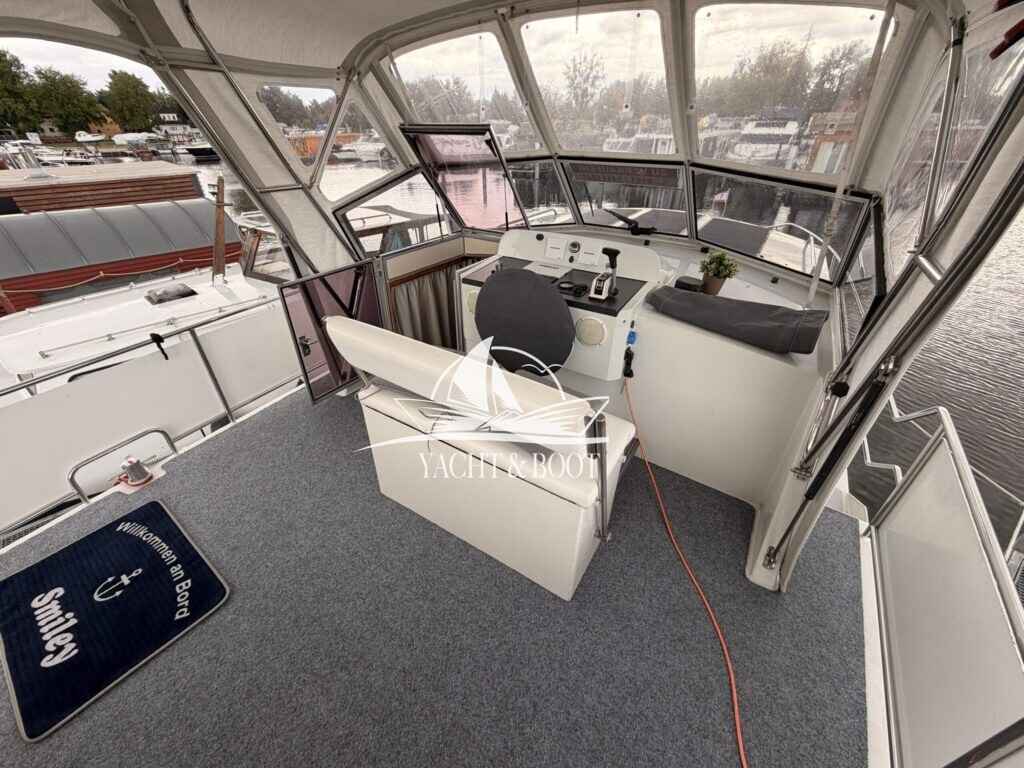Motorboot Veha Sedan Cruiser 35