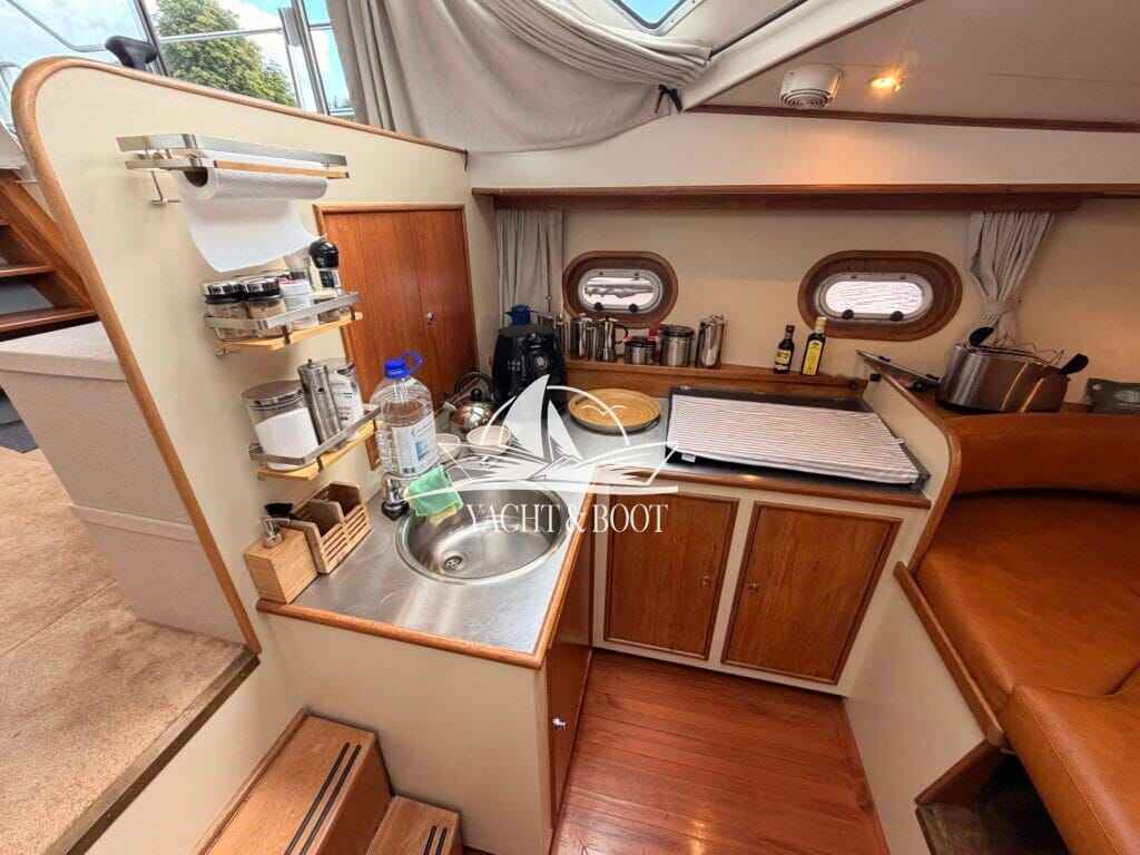Motorboot Veha Sedan Cruiser 35