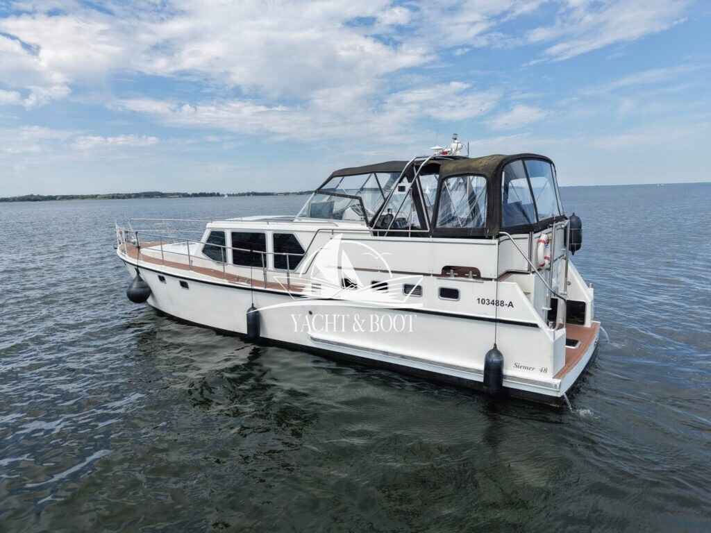 Motorboot Siemer 48 Knickspant