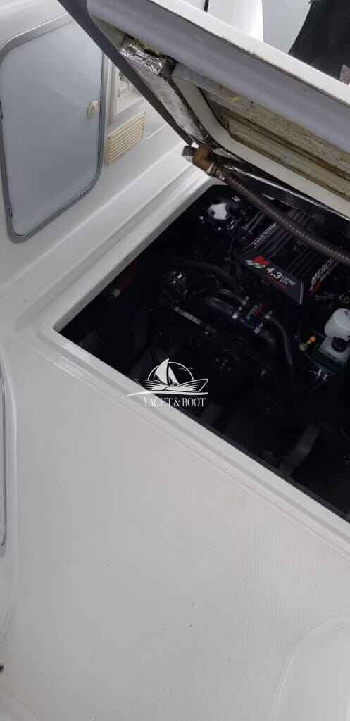 Motorboot Sessa Oyster 27