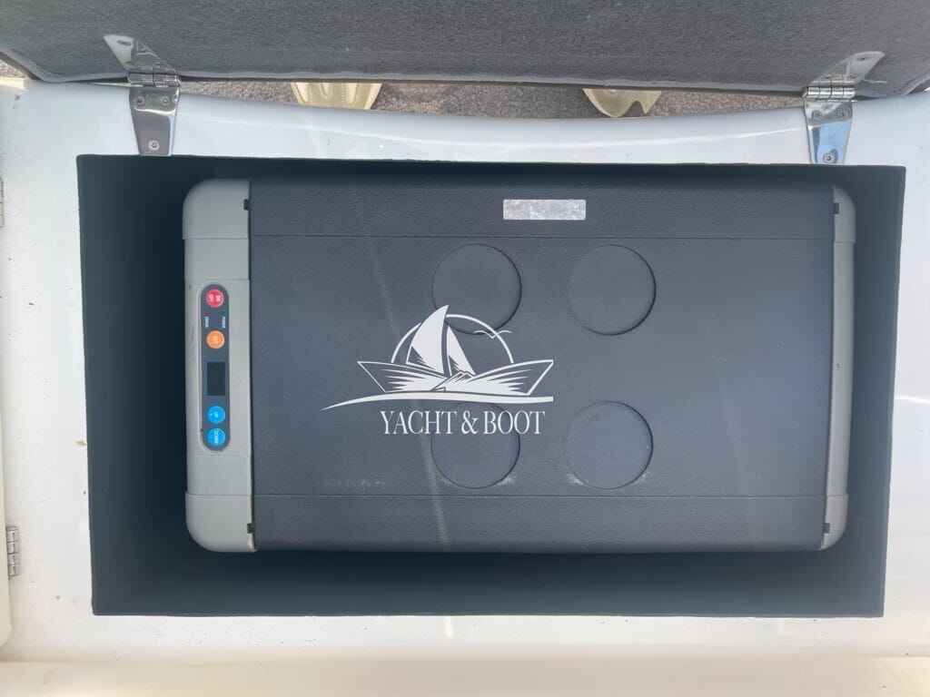 Motorboot Viper 243