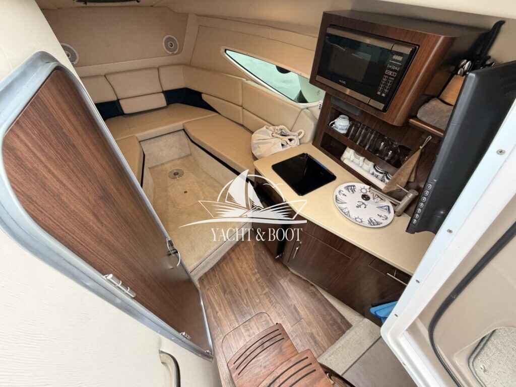 Motorboot Regal 26 Express