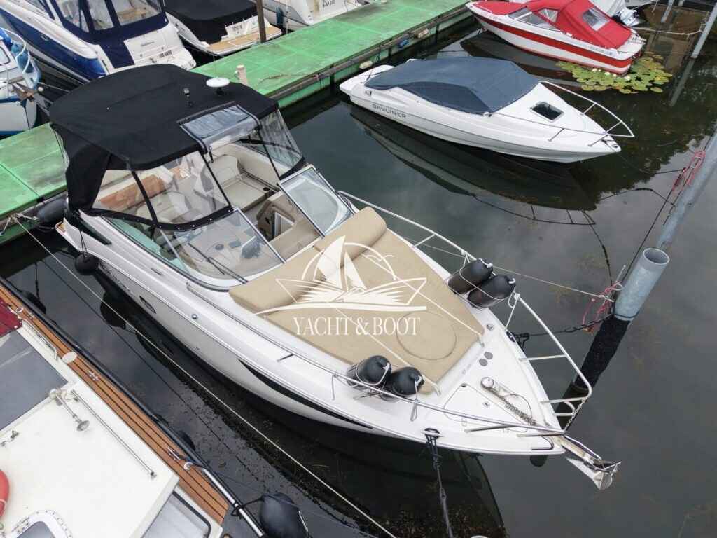 Motorboot Regal 26 Express