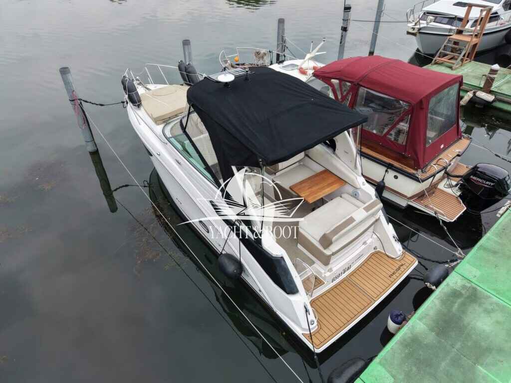 Motorboot Regal 26 Express