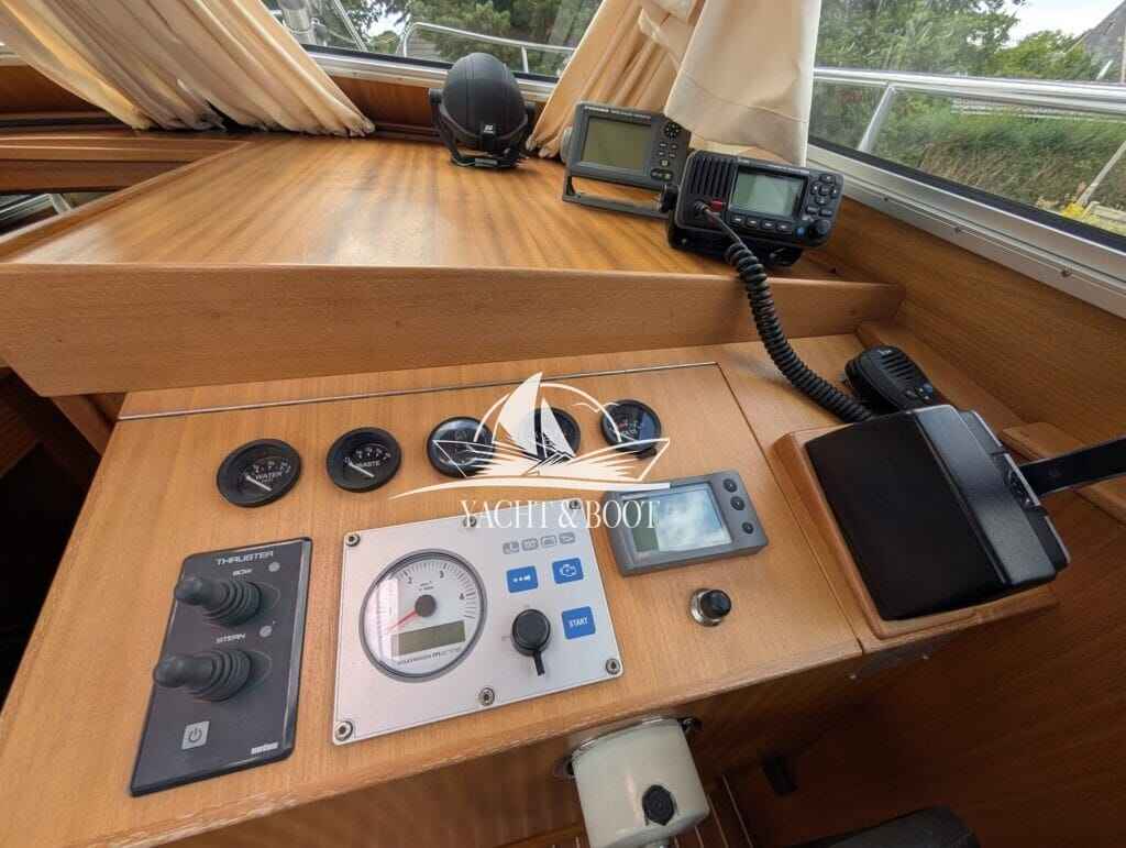 Motorboot Müritz-Yacht Management Aquilla 900 Traveller
