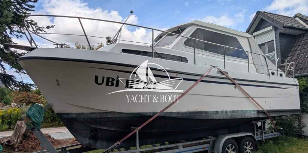 Motorboot Müritz-Yacht Management Aquilla 900 Traveller