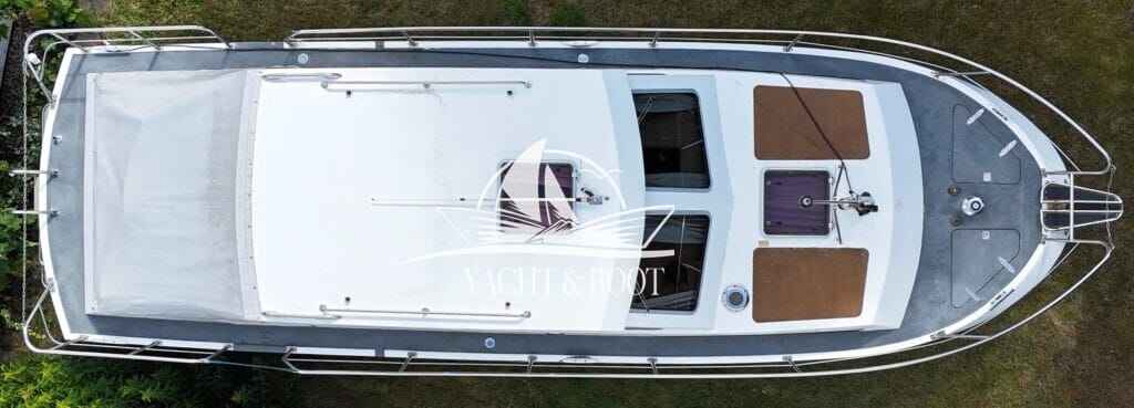Motorboot Müritz-Yacht Management Aquilla 900 Traveller