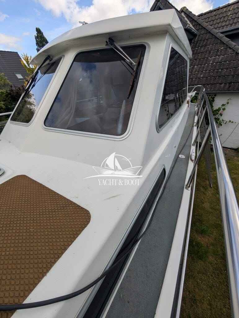 Motorboot Müritz-Yacht Management Aquilla 900 Traveller