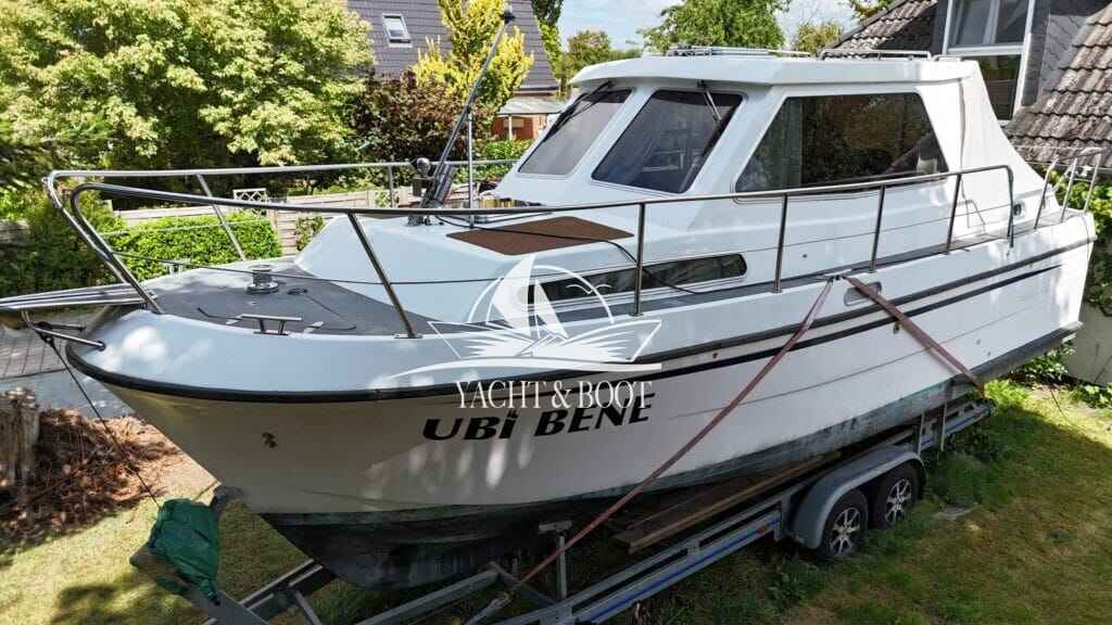 Motorboot Müritz-Yacht Management Aquilla 900 Traveller