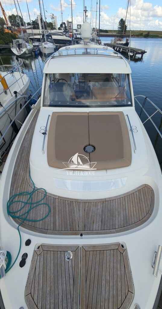 Motorboot Nimbus 365 Coupe