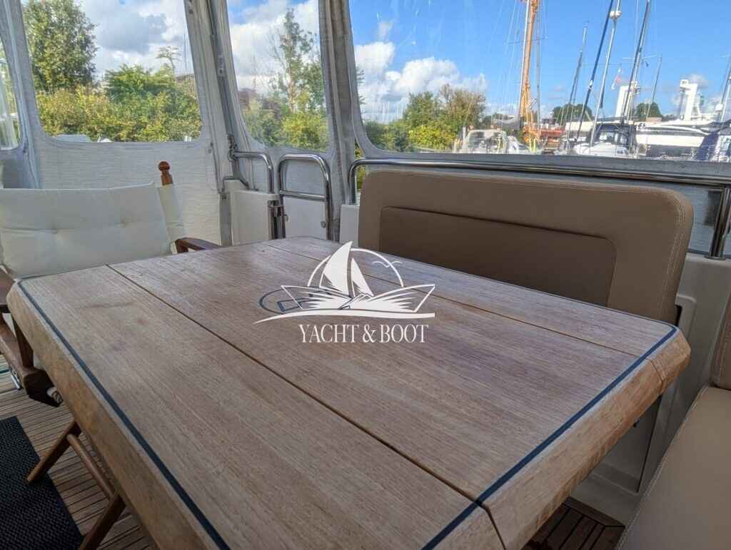 Motorboot Nimbus 365 Coupe