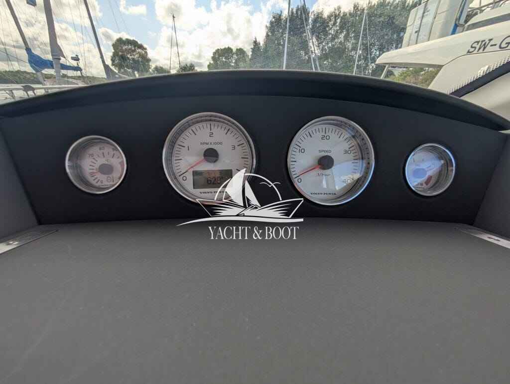 Motorboot Nimbus 365 Coupe