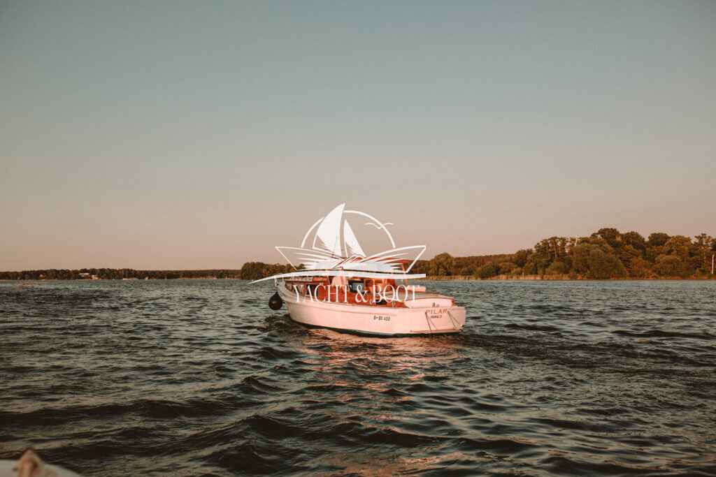 Motorboot Cammenga Backdecker