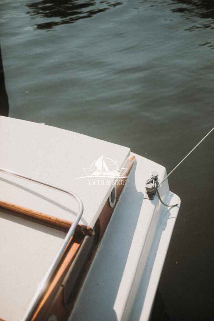Motorboot Cammenga Backdecker