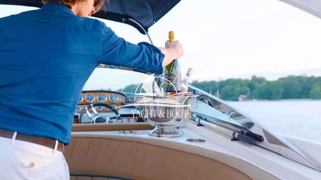Motorboot Cobalt 360 Performance Cruiser