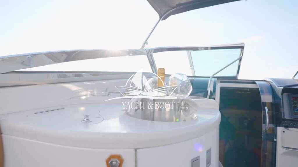 Motorboot Cobalt 360 Performance Cruiser