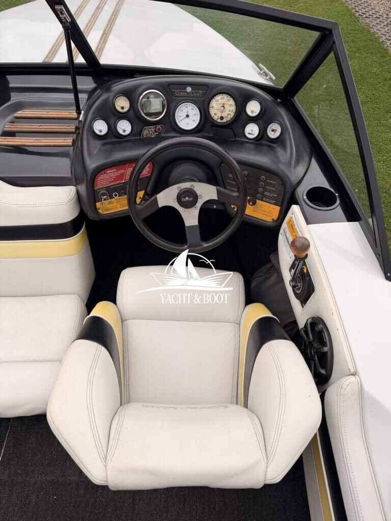 Motorboot Correct Craft Barefoot Nautique Excel