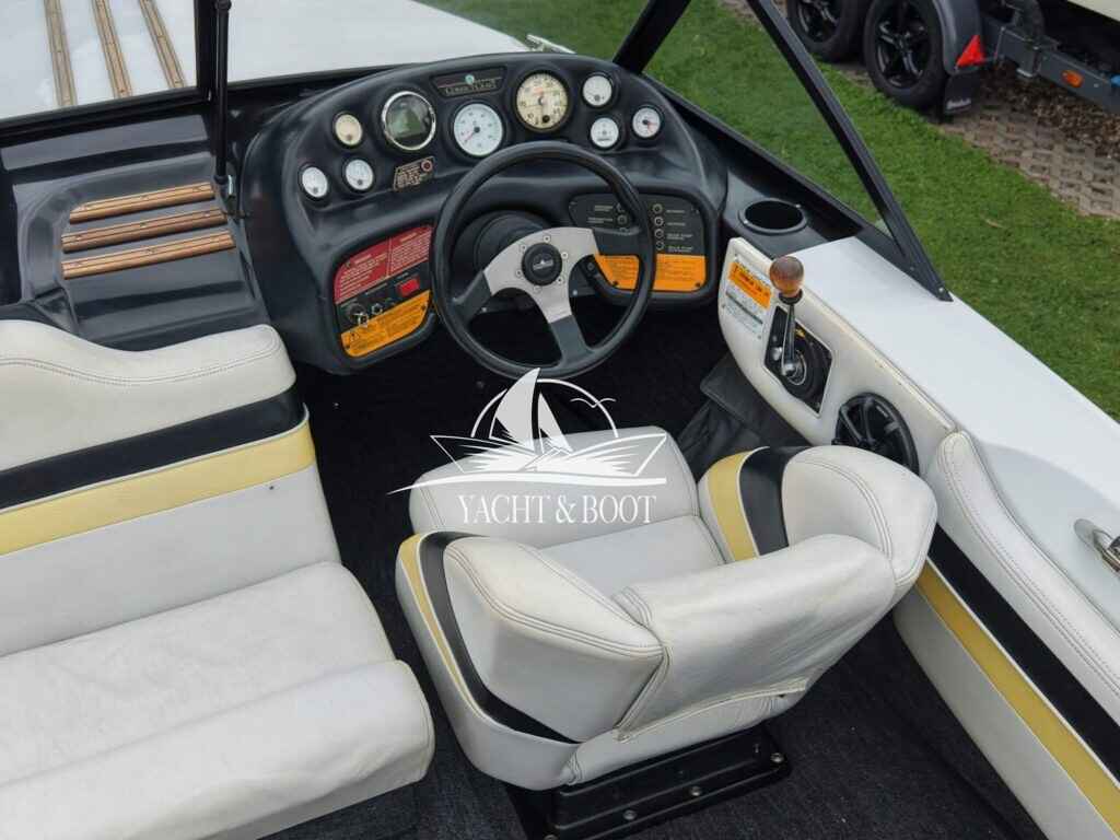 Motorboot Correct Craft Barefoot Nautique Excel