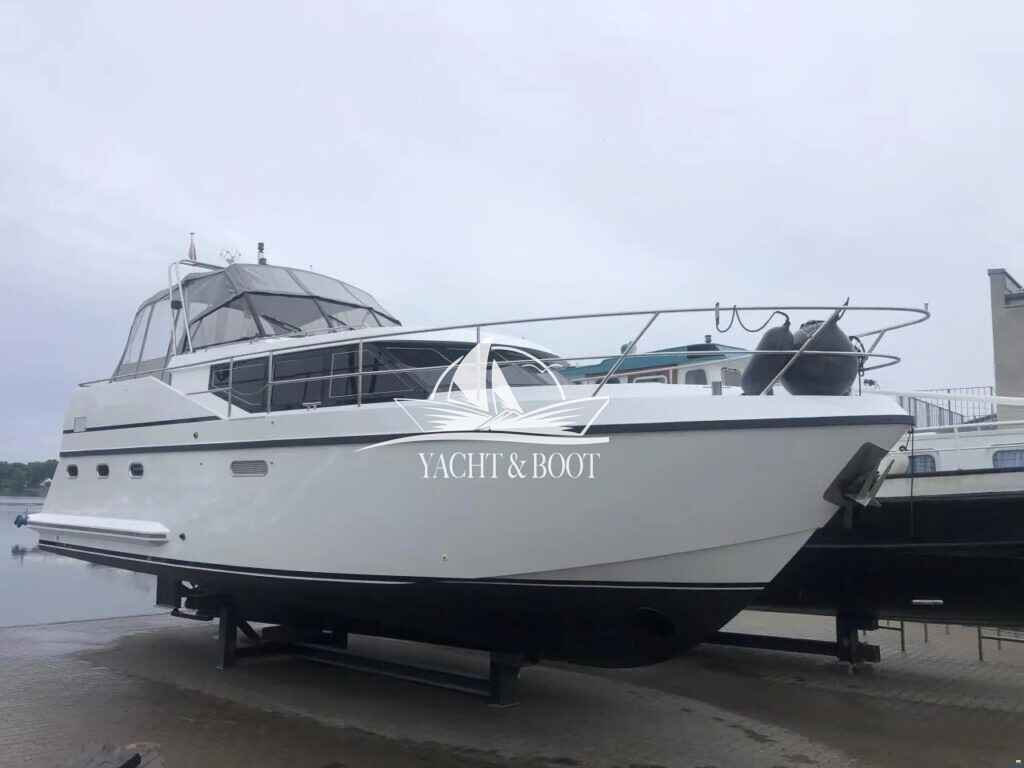 Motorboot Turfskip Vision Line 37 AK