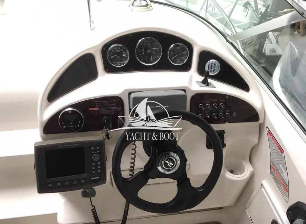 Motorboot Sea Ray Sundancer 275