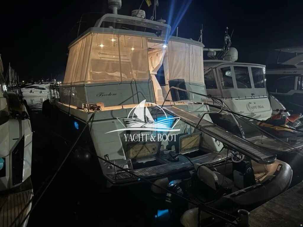 Motorboot Yaretti 42