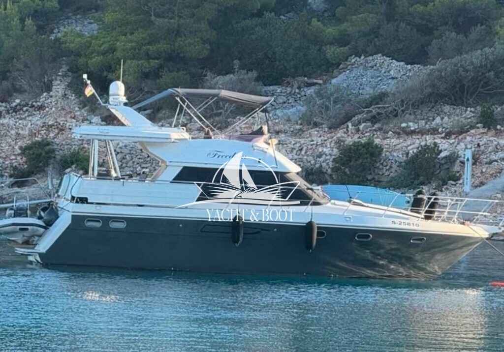 Motorboot Yaretti 42