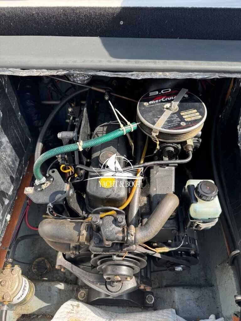 Motorboot Bayliner 2052 LS