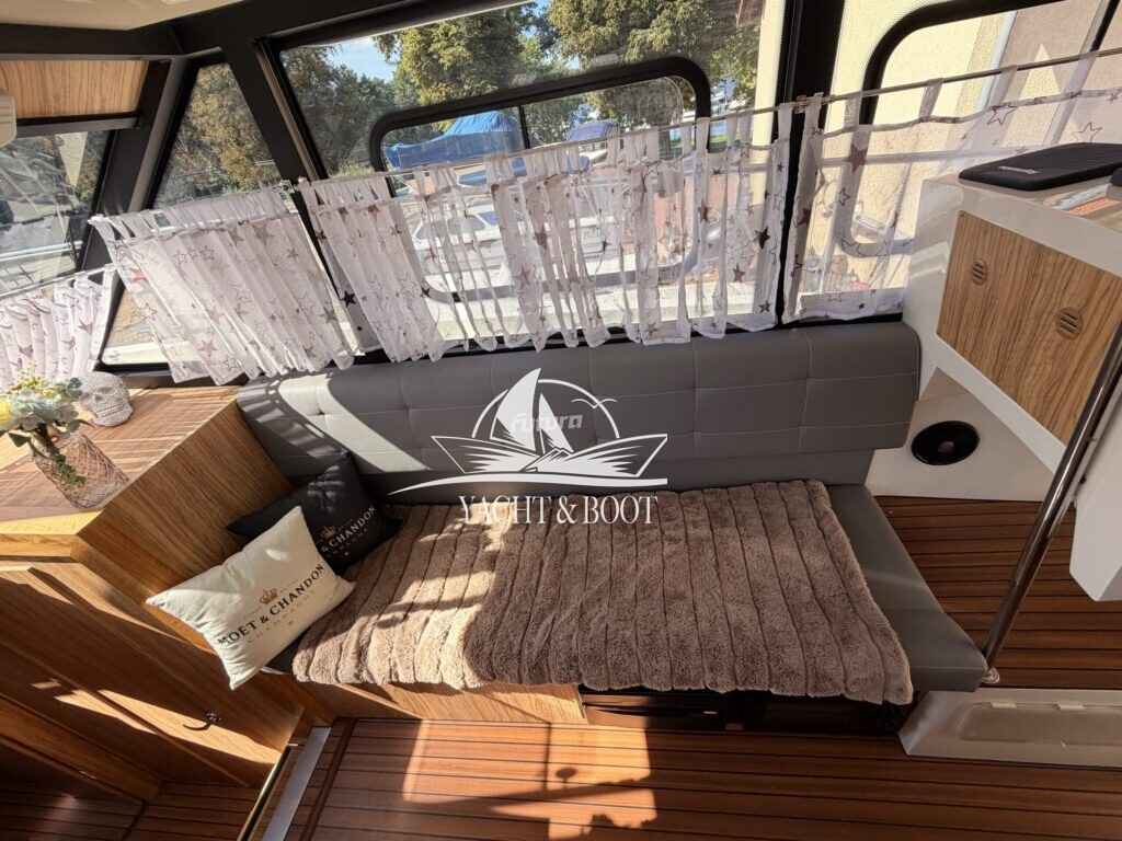 Motorboot Cobra COBRA YACHTS FUTURA 40