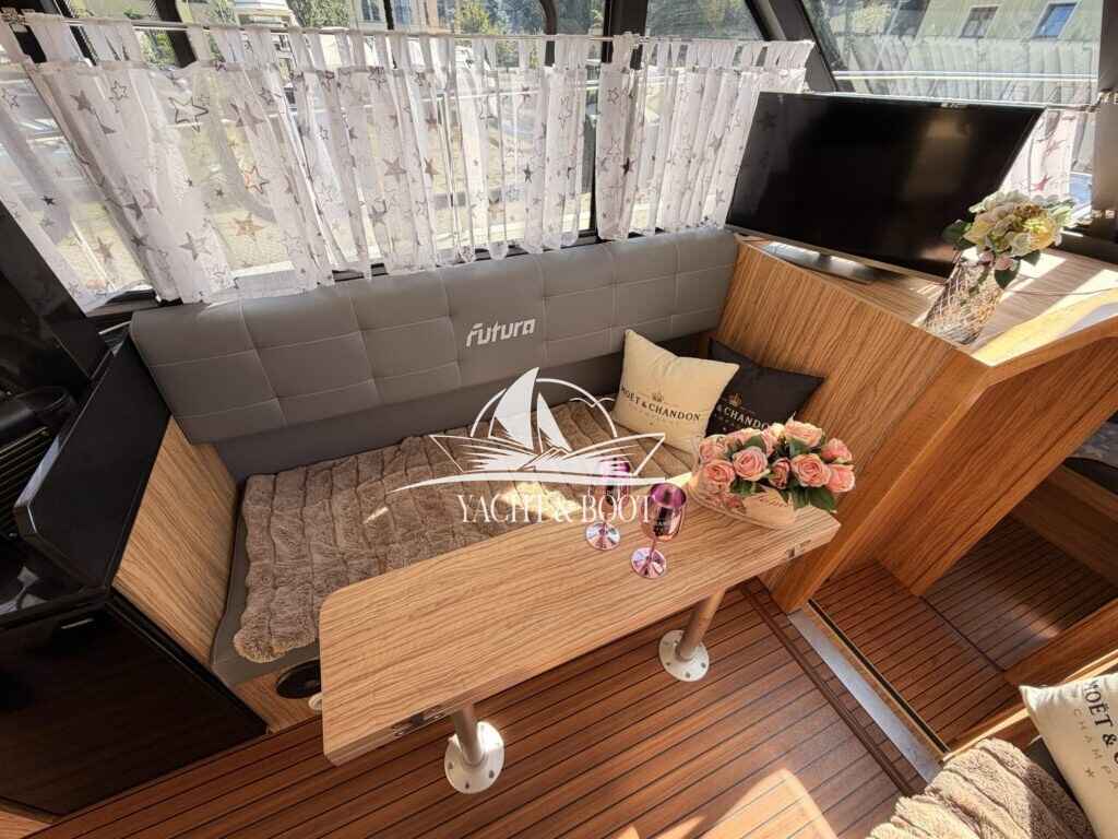 Motorboot Cobra COBRA YACHTS FUTURA 40