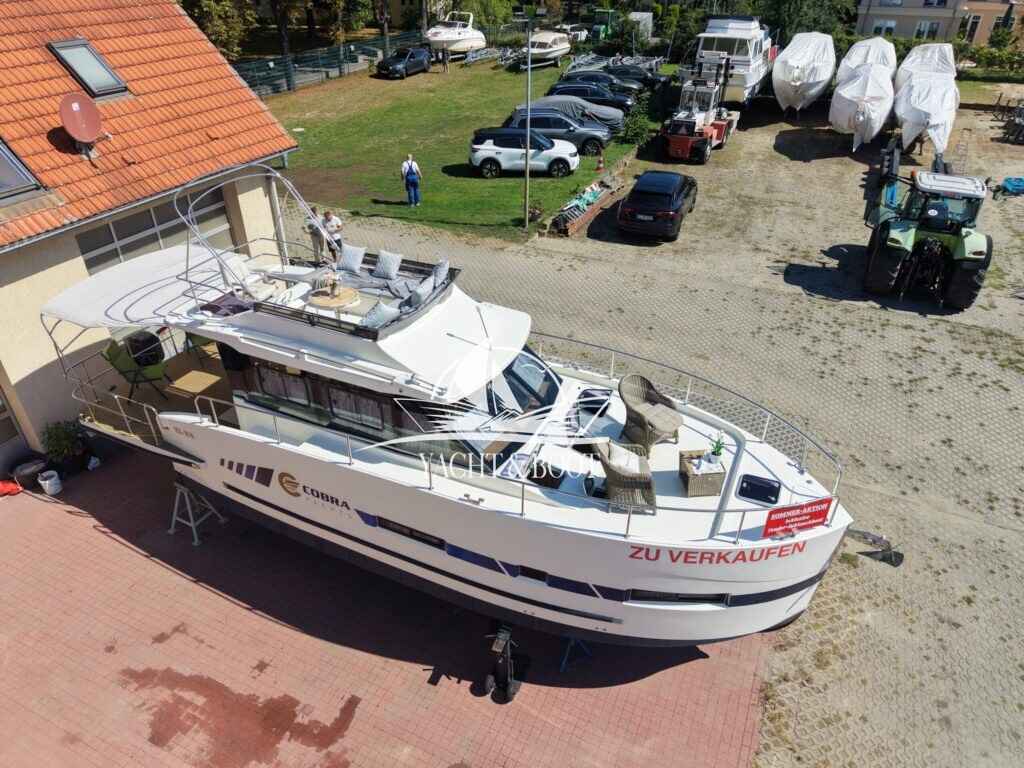 Motorboot Cobra COBRA YACHTS FUTURA 40