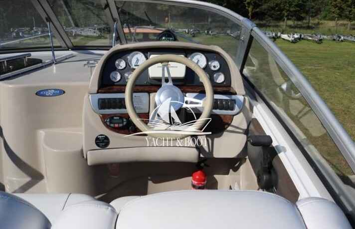 Motorboot Four Winns 248 Vista