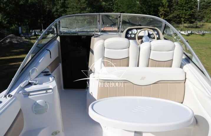 Motorboot Four Winns 248 Vista