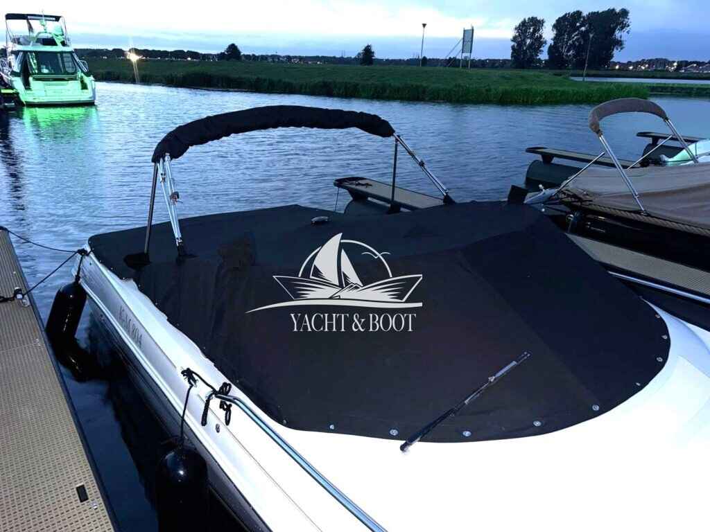 Motorboot Sea Ray 260 Overnight