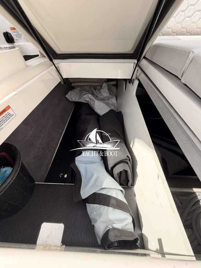 Motorboot Sea Ray 270 SDX
